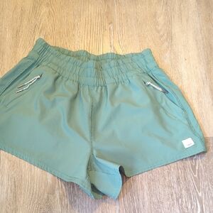 Vuori Women's Size Xs Shorts